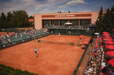 Volné karty pro finalisty dvouher dívek a chlapců Pardubické juniorky 2025